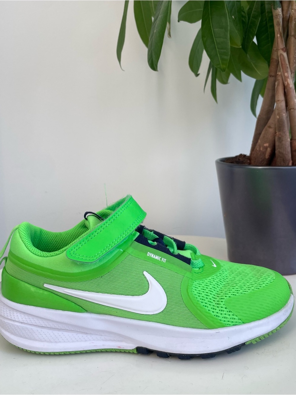 Kid Size 3Y Nike Star Runner 5
Green Strike Imperial Purple Shoes